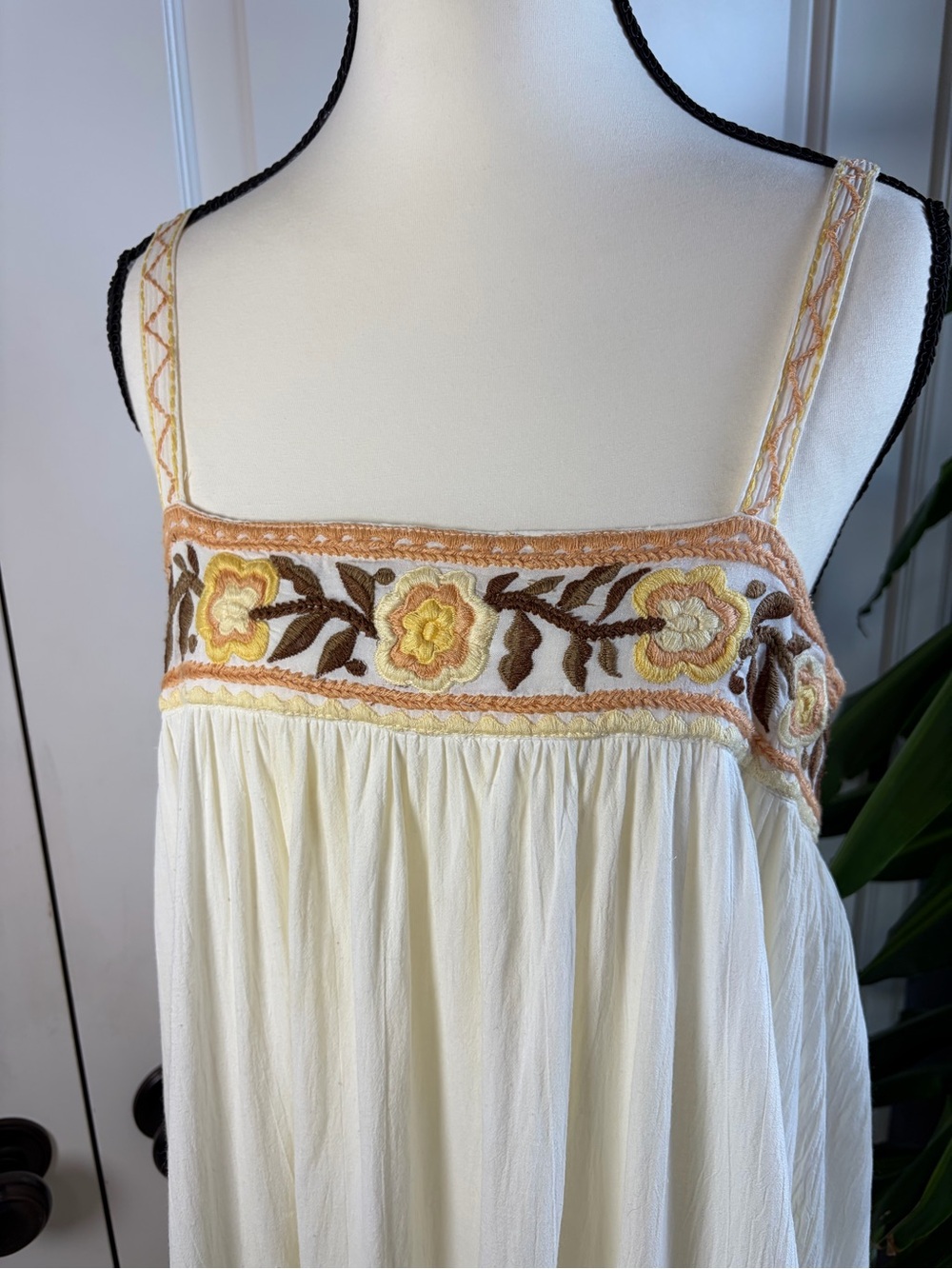 Chasing Unicorns RARE Cream Maxi Dress with Yellow Embroidery - Picture 3 of 15